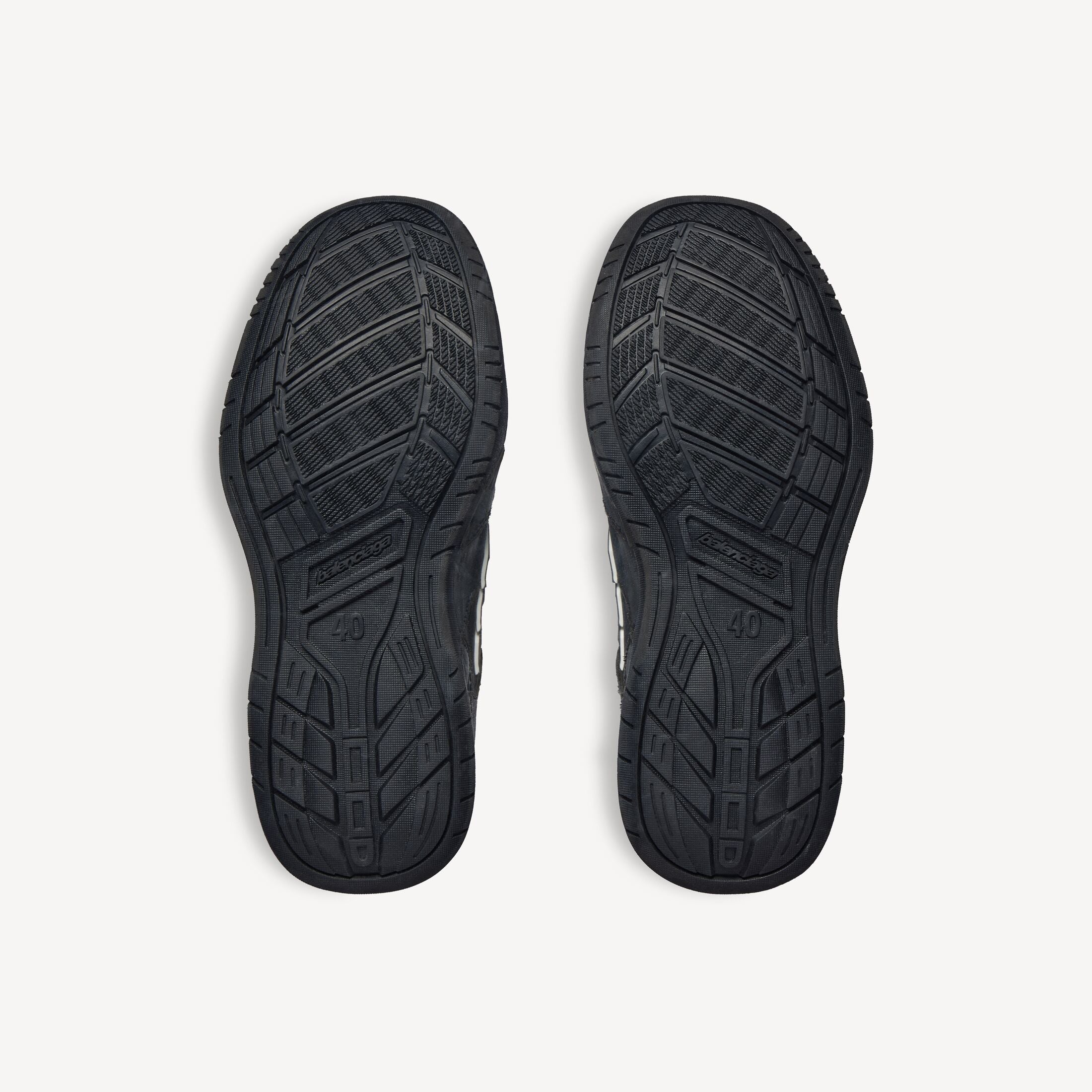 Hamptons Worn-out Sneaker Balenciaga