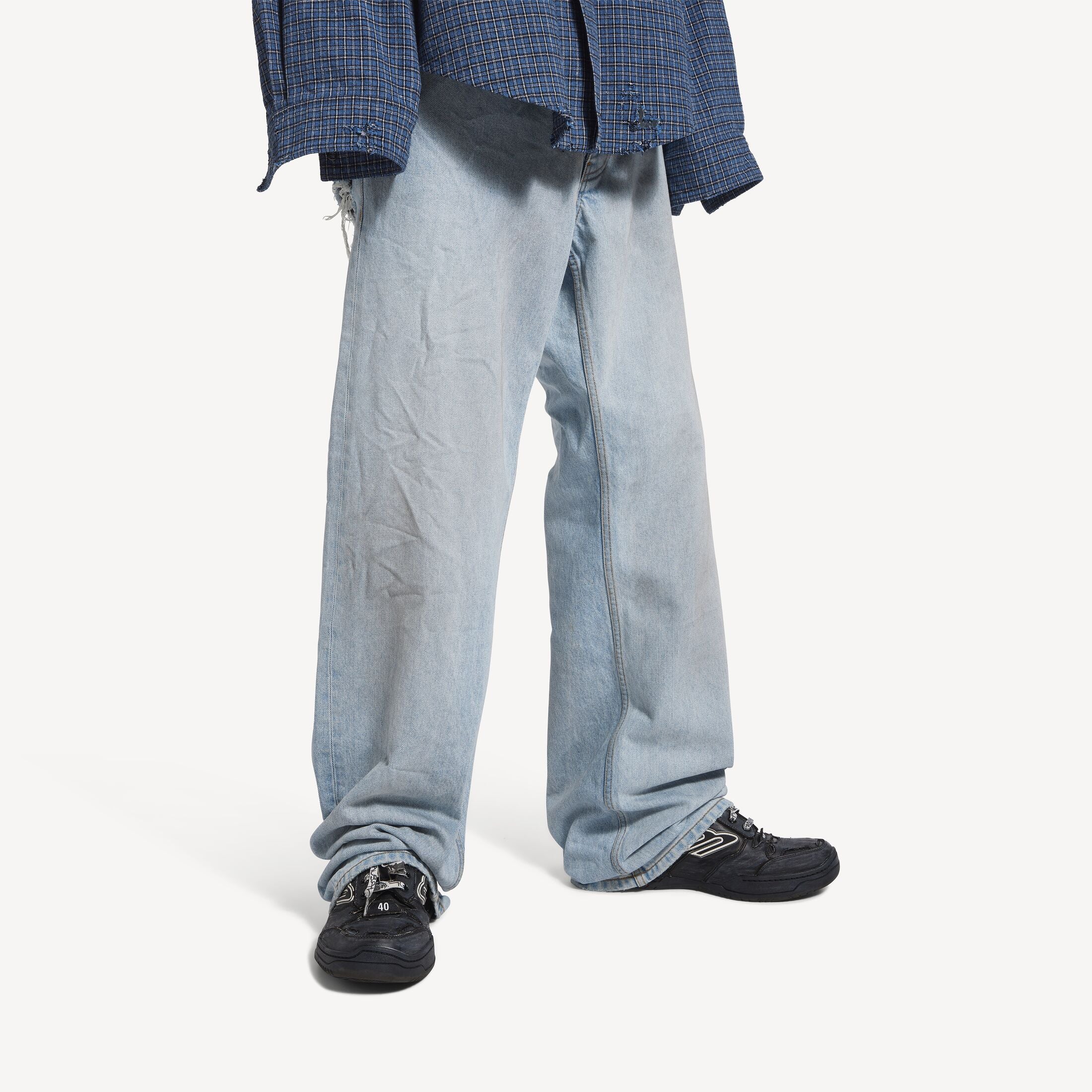 Hamptons Worn-out Sneaker Balenciaga
