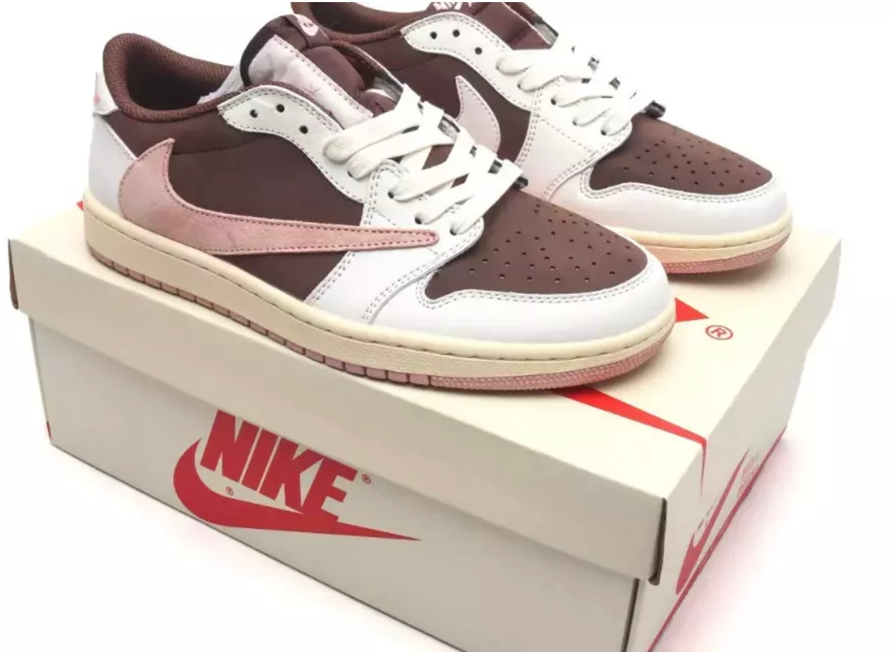 Travis Scott X Air Jordan 1 Low OG “Dark Pony/Pink Oxford“