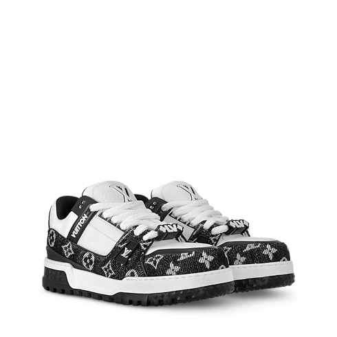 Louis Vuitton Trainer Black